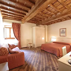 San Michele 3*, Carmignano Italië